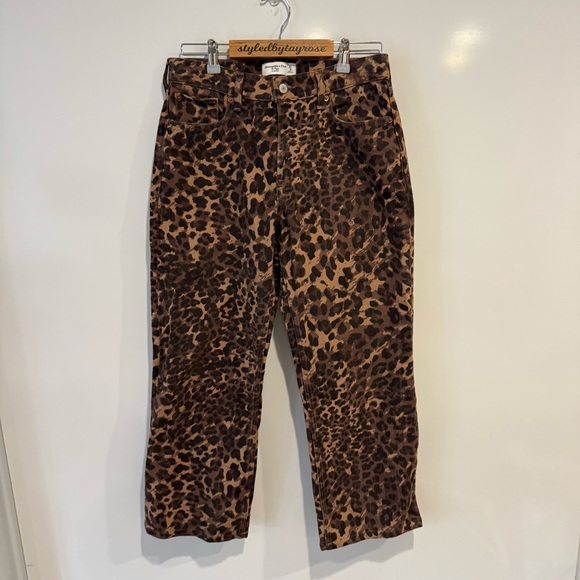 Abercrombie & Fitch Low Rise Baggy Jean Cheetah Animal Print - Picture 3 of 7